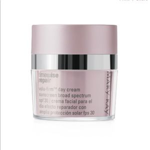 Mary Kay Timewise Repair Volu-Firm Day Cream
